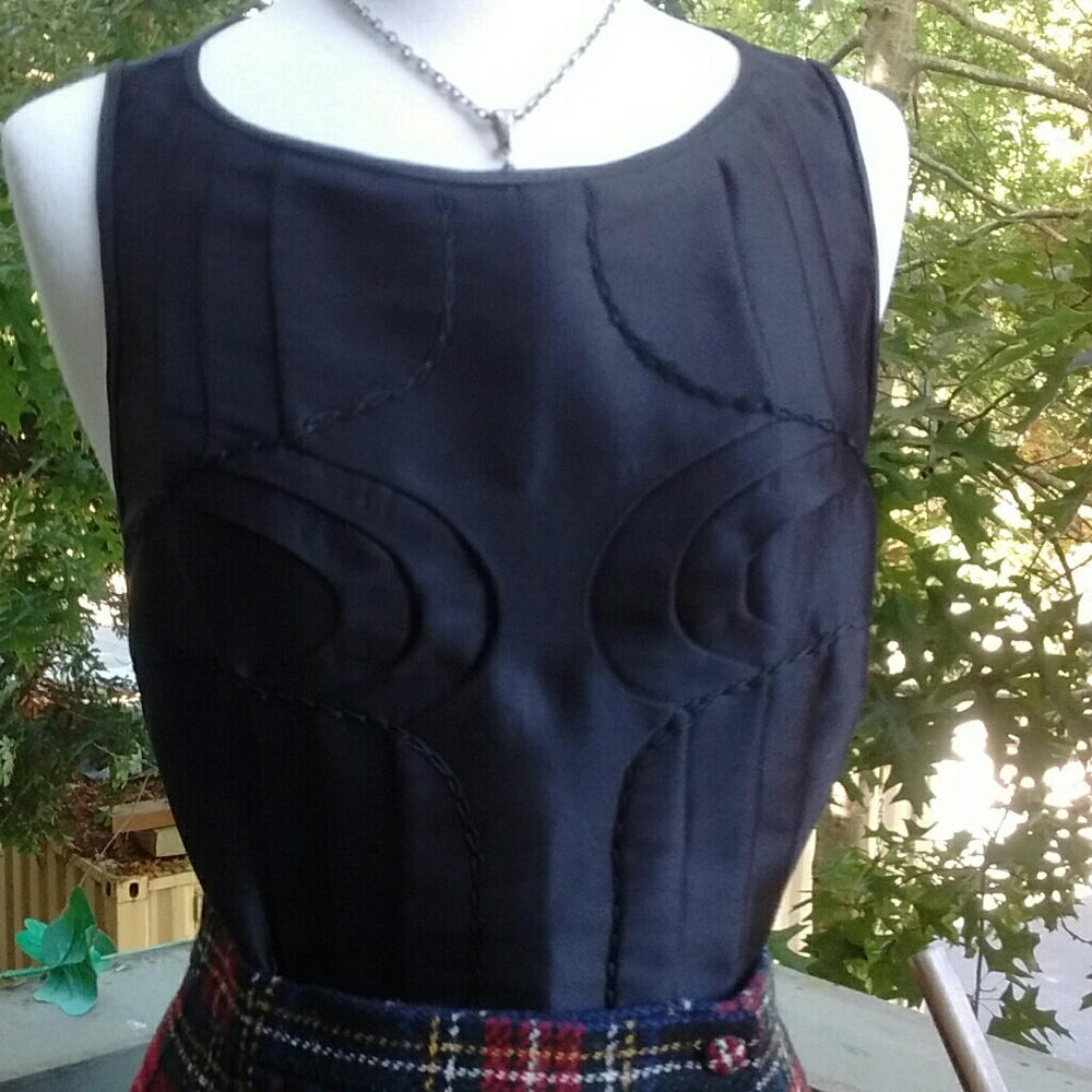 Leon Max Black Top